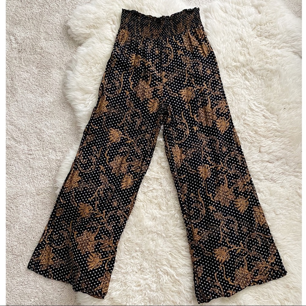 Wide Leg Printed Pants